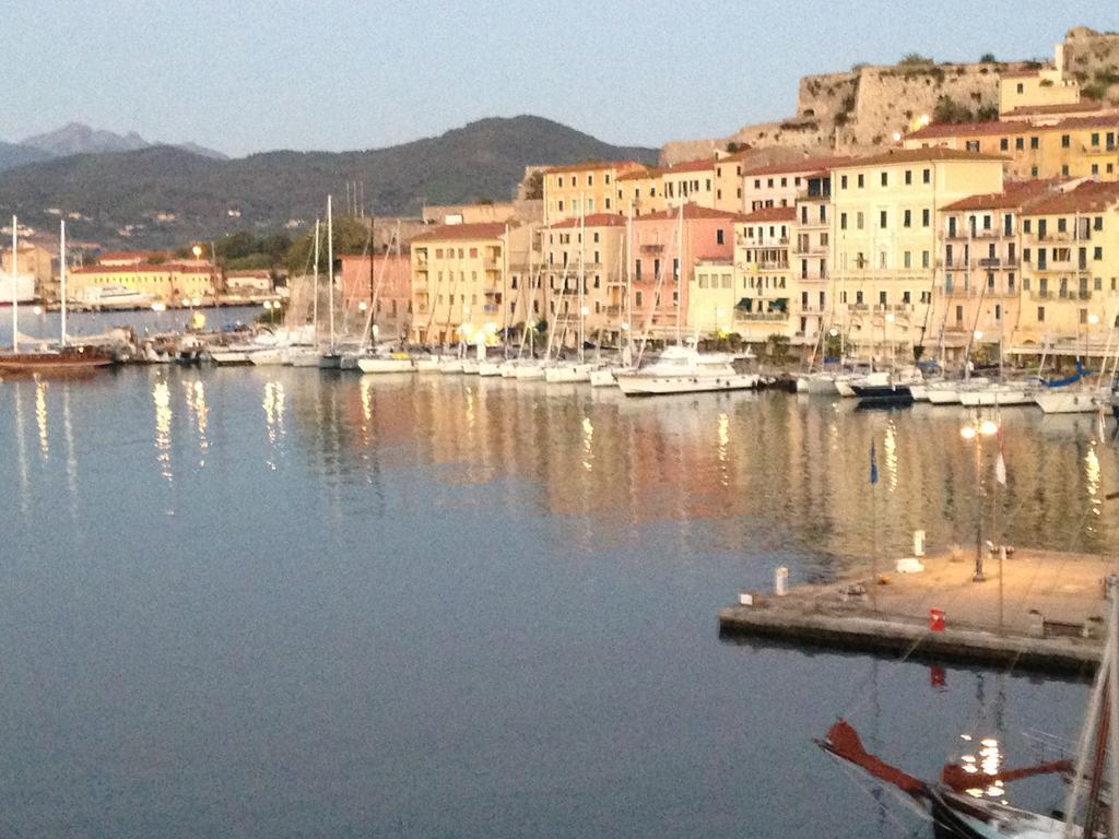 Le Stanze Sul Mare Hotel Portoferraio Kültér fotó